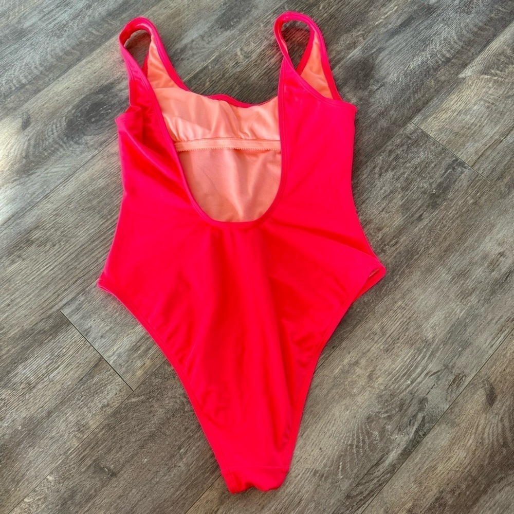 “Firecracker” Gold Graphic Writing High-Thigh One-Piece Swimsuit - Neon Pink - Picture 4 of 8